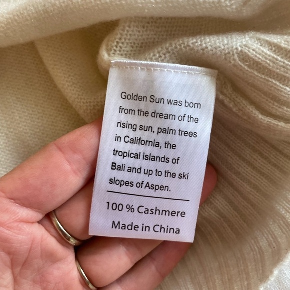 Golden Sun Women’s Cashmere Sweater Apres X SkI in Pink Barbiecore Pullover - Picture 6 of 7